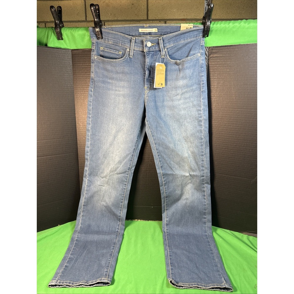 NWT Levi's Women's 314 Shaping Straight Jean Size 30 x 32 Medium Wash Denim